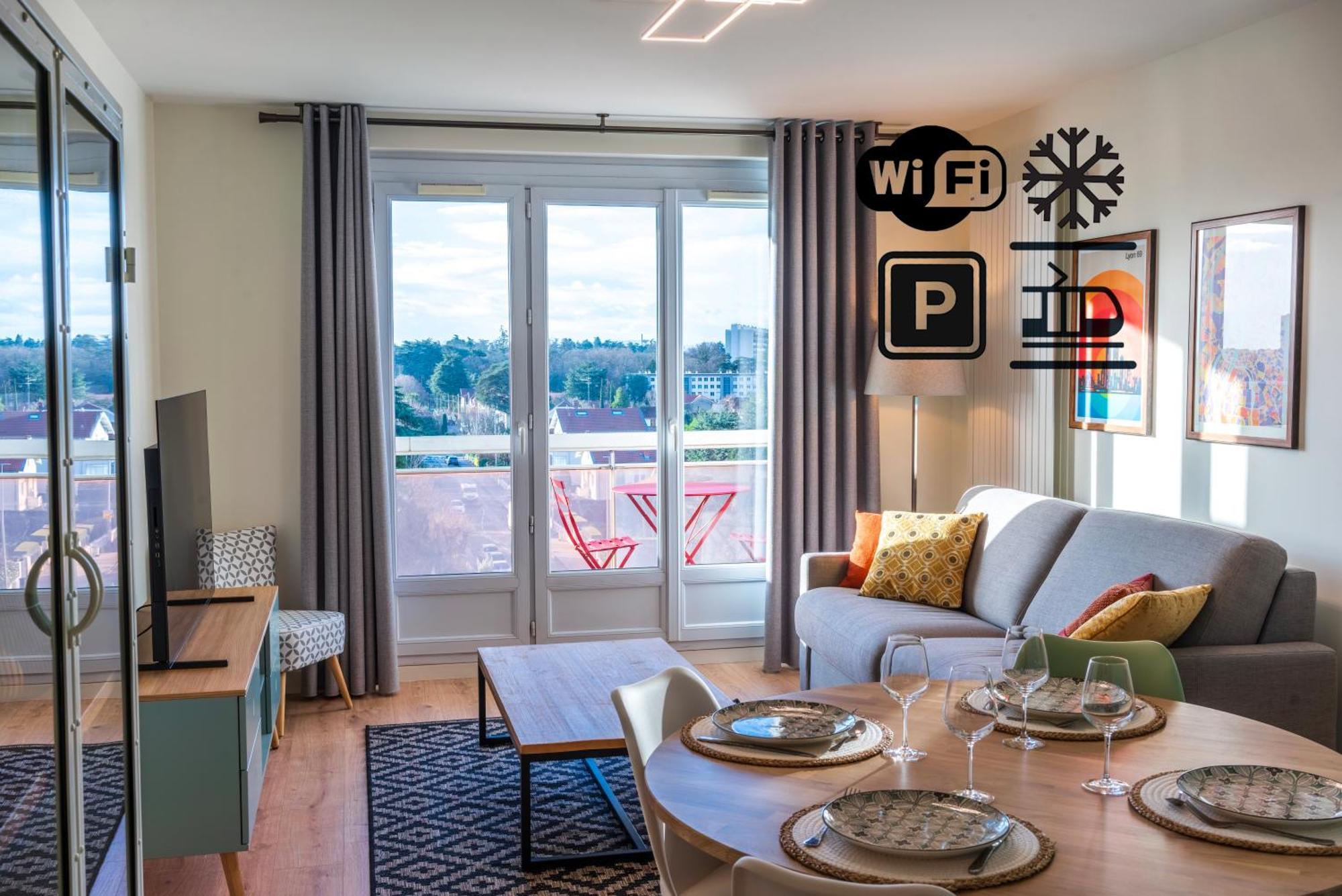 Appartamento T2 De Standing Climatise Avec Parking Prive, Tram T2 T5, Hopitaux Est Bron Esterno foto